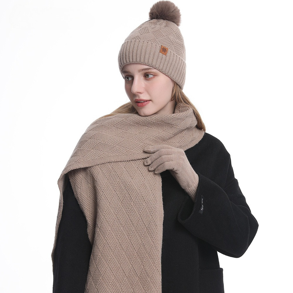 Зимний комплект из трех предме – обзор и цена Wool Glove Lined